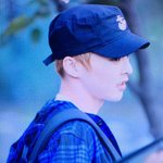 [시우민] 시우민) 민석이 <b>옆선</b> 한번만 봐주라ㅠㅠㅠㅠ