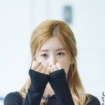 동생들 보호 받아야 할 <b>맏이</b>들