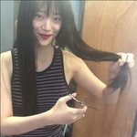 [댓글부탁해] 나 남자애한테 <b>생리혈</b> 보여줄까말까?