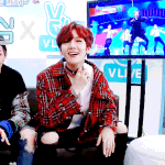 [백현] 초커 답답하지 ;ㅅ;