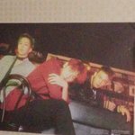 [EXO] 긱사에 포스터 붙임