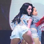 <b>여아</b>이돌들