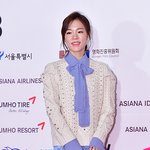 충무로 대세 여배우 <b>한예리</b> 수수한 패션