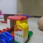 아들<b>블럭</b> 장난감에 일장기가...,