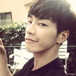 훈남 포스 제대로 방출하는 김영광 <b>bb</b>
