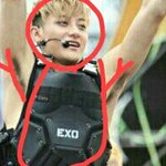 [EXO] __ <b>겨털</b>이 이젠 팔로 보임
