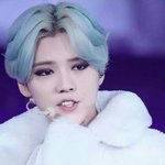 [EXO] 루한은 엑소나가더니 ㄹㅇ <b>트젠</b>됨