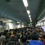 [EXO] 광화1문역 5시15분사진이래 못음직<b>인대</b>