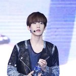 [EXO] 조카 <b>소년</b>과 남자 아니냐