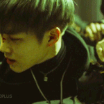 [EXO] 이거다 서로 <b>희생</b>하면 서로를 살려주겠다는 약속을