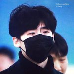 최근 <b>흑발</b>로 염색한 이종석