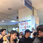 [EXO] 진짜 우리<b>삼촌</b>닮음 ㅋㅋㅋ