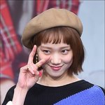 이성경 <b>베레모</b>썼다!!!