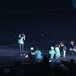 [방탄소년단] 이거 무슨 상황인지 알려줄이삐..?