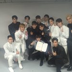 [세븐틴] 얘들아 우리 주 간 1ㅇr 금메달받았데