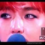 [EXO] 오늘자 펑펑울고있는 내<b>모습</b>을본 <b>엄마</b>반응