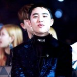 [EXO] ㅅㅂ이거 핵둥???도경수가 어제 <b>울지</b>말라고한거 ㅠ