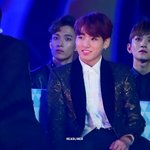 [방탄소년단] 멜<b>뮤드</b> 애들 무대 반응 귀여웡,,