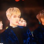 [EXO] <b>왕자</b>같다