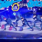[EXO] 멜1뮤 정면 직캠 보는데 스탠딩에 귀막고있는 ㅇㅁ 뭐냐ㅋㅋㅋ