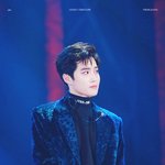 [EXO] <b>지엄</b>하신 수호를 보아라