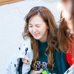 추운 날씨에도 <b>씩씩</b>한 女돌들