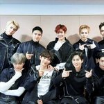 [EXO] 다음 메인기사가자 하트눌러