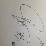 [꼭댓글부탁] 이거 방탄 <b>친필</b> 싸인 맞아? (사진유)