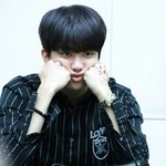 [BAP] 얼굴 꾹꾹이 하는 <b>영재</b>ㅠㅠ
