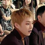 [시우민] 이모티콘 <b>동기</b>화 중인 시우민ㅋㅋㅋ