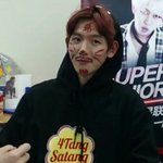 [EXO] 배켜니 <b>후드티</b> 왔다