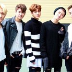[아이콘] 근데 어떻게 이 7명이 <b>한</b><b>팀</b>이지?