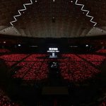 다음 <b>집회때</b> 응원봉 들고가서 시위하는거 어때??