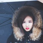 첫눈맞는 나연이 진짜<b>바바</b>