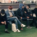 [EXO] 제일 <b>왼쪽</b>도 엑소 멤버야?
