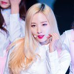 [모두드루와] <b>성소</b>에 묻힌 우주소녀 예쁜애들