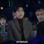[EXO] 존잘님 <b>뒤</b>에 시강 땅굴네 멤버임 <b>이름</b>은 모름