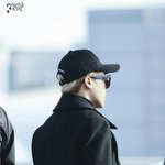 [방탄소년단] 지민이 머리에 <b>흰색</b>뭐야...?