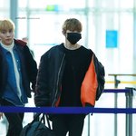 [세븐틴] 근데 이 사진 <b>이지훈</b> 피지컬 쩐다...