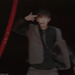 [EXO] 이러고 나오면 자살 우리집 4층인데 <b>즉사</b> 가능하지