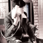 [EXO] 난 <b>로맨틱</b> 유니버스 옷 조카 마음에 들어