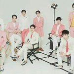 [EXO] 난애들핑크핑크하게입는것도<b>조음</b>
