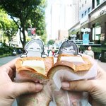 <b>셀피</b>대신 낙서로 완성한 여행사진