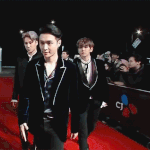 [EXO] <b>레드카</b>펫 ㅇㅇ