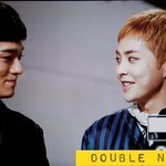 [EXO] 레드카펫에서 <b>담소</b>하는 김형제^^