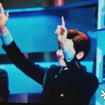 [EXO] 아 ㅅ1발 오른쪽 <b>손</b> 보고 <b>개</b>깜짝놀람