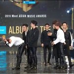 [EXO] 김준면..진짜...상받는<b>태도</b>봐
