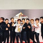 [EXO] 야 근데 여태껏 3년동안 울애들이랑 대결구도 가진애들