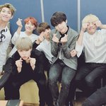 [방탄소년단] 이 사진 어디에 올라옴?