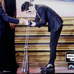 [EXO] 벼는 익을수록 <b>고개</b>를 숙인다